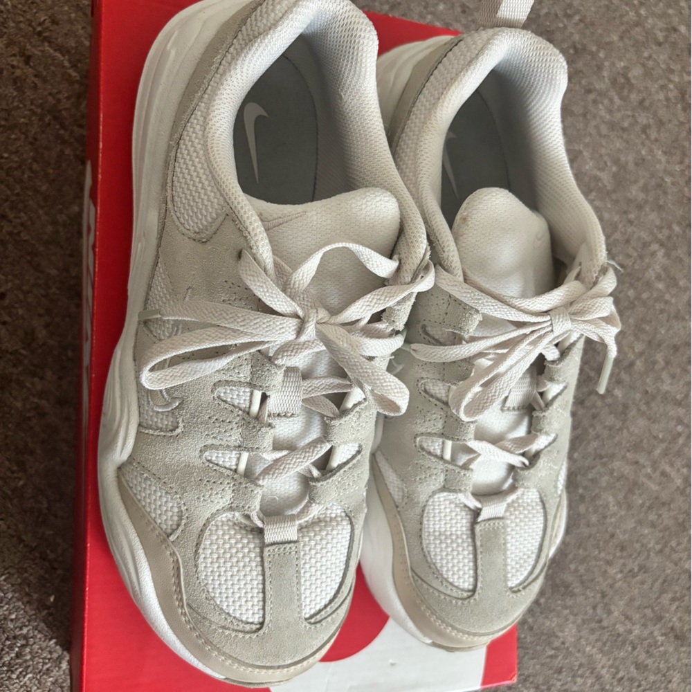 Nike Tech Hera - Picture 9 of 12